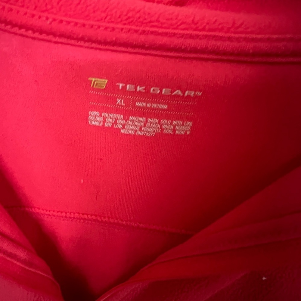 Tek Gear Vibrant Pink Performance Top - Picture 2 of 4